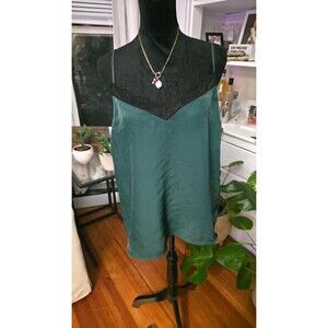 Pimkie Women’s Green Solid Lace Trim Camisole Tank Top Adjustable Straps M